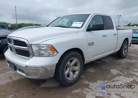 2017 Ram 1500 Slt 4X2 6'4 Box z USA, uszkodzony, nr VIN 1C6RR6GT6HS523711